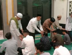Patut Ditiru, Masyarakat Labuang Banggae Timur Bantu 50 Anak Yatim Piatu