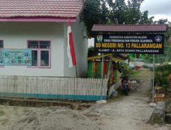 Memprihatinkan, SDN 13 Pallarangan Masih Gunakan Pagar Bambu