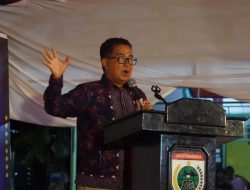 Hadiri HUT Desa Batetangnga, Akmal Tekankan Pentingnya DDP