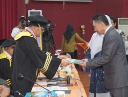 Kadisdikpora Majene, H. Mithhar Raih Gelar Doktor