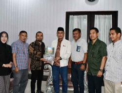 Prof Zudan Komitmen Bersama PLN, 2024 Seluruh Desa di Sulbar Teraliri Listrik