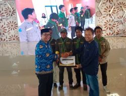 418 hari Berlayar dengan Sandeq, Tim Ekspedisi FT UMI Makassar Diterima Sekprov Sulbar