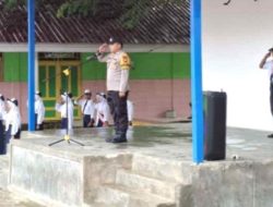 Tanamkan Kedisiplinan, SMPN 5 Majene Hadirkan Polisi Untuk Beri Edukasi