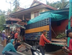 Pengakuan Sopir Truk Tabrak Rumah di Garogo: Ada “Bayangan” Mobil Terparkir