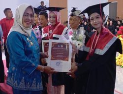 Majene Tegaskan Komitmen sebagai Kota Pendidikan pada Wisuda Unsulbar 2025